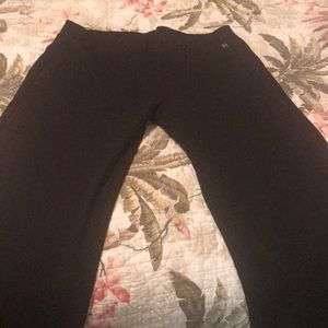 NWOT VS yoga pants